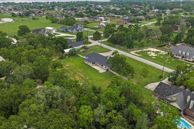 1607 Delta St — Plantation-Cotton Bayou Sec 07
