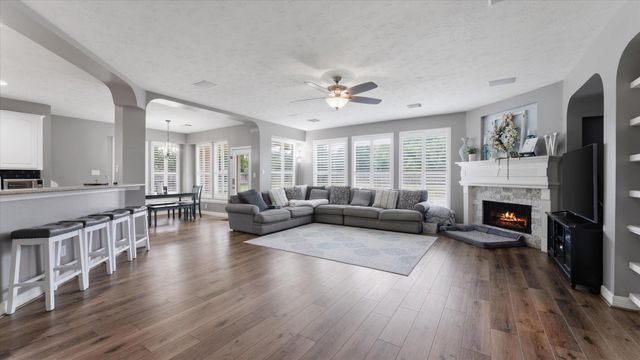 17319 Hill Lakes Ct — Lakes of Rosehill