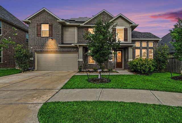 2107 Brooke Avery Dr — Firethorne West