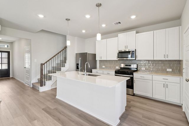 5104 Redbud Valley Dr — Massey Oaks Village