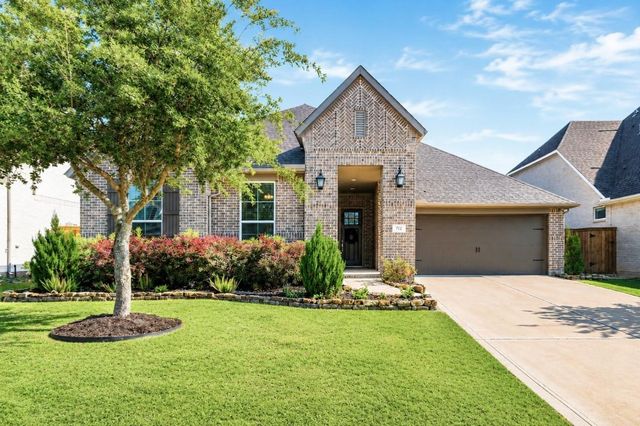 712 Serenity View Ln — Lake House Sec 2
