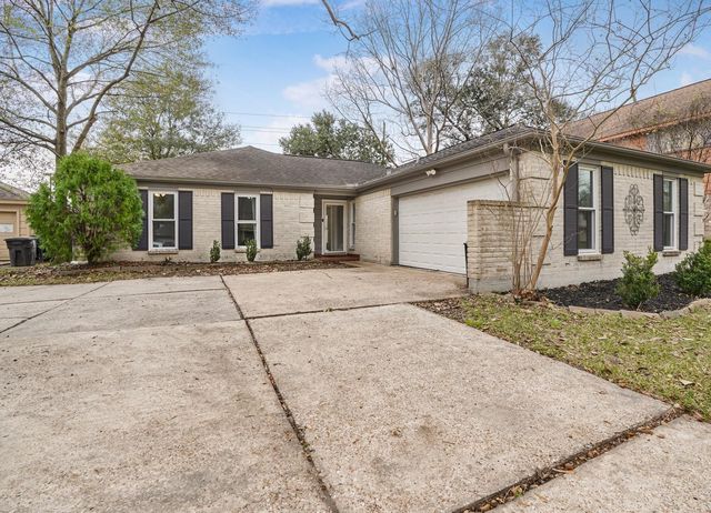 5710 Green Timbers Dr — Oaks Atascocita Sec 01