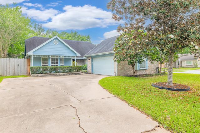 519 E Hillary Cir — Sugarmill