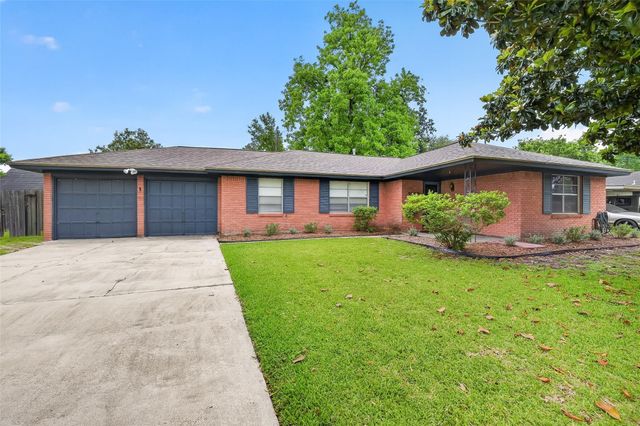 2107 San Jacinto Dr — Sherry Dell