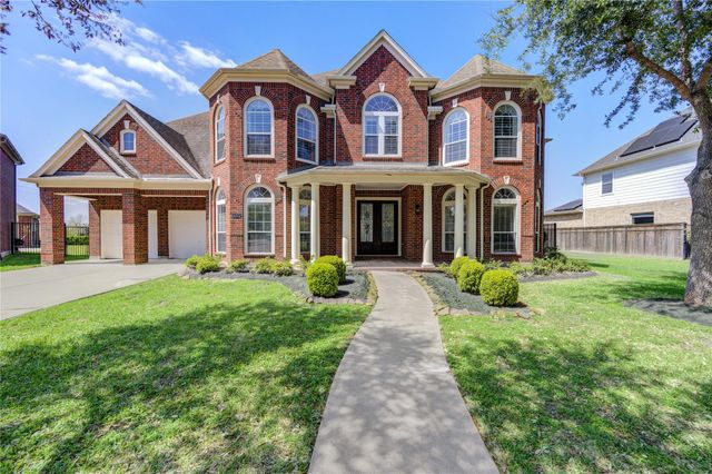 3007 Mullingar Walk — Sienna Village Of Waters Lake