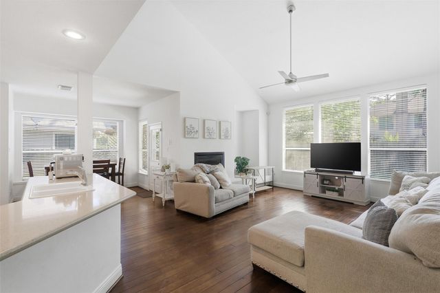 187 Bristol Bend Cir — Wdlnds Village Alden Br 08