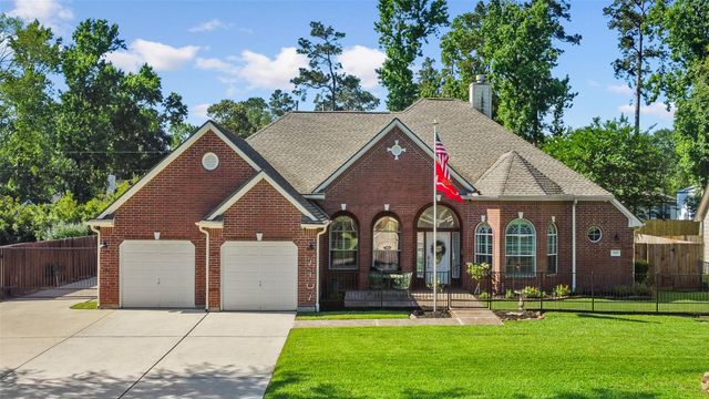 7107 Nickaburr Creek Dr — Westwood