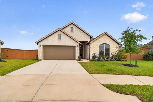 2920 Eden Lake Lane — Sunterra