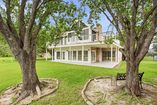 7714 Par Five Dr — Walden On Lake Houston Ph 01