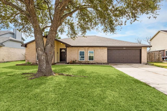 320 Creek Bend Drive — Countryside