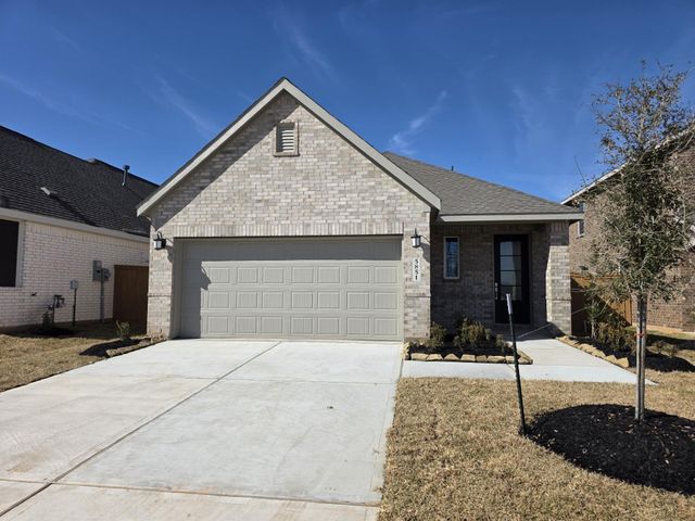 27439 Sunterra Village Dr — Sunterra
