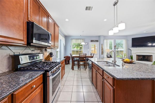 2530 Wood Park Blvd — Woodhaven Forest