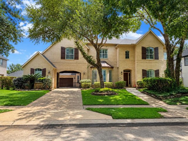 9227 Hummingbird Ln — Sienna Village Of Waters Lake Sec 13-A