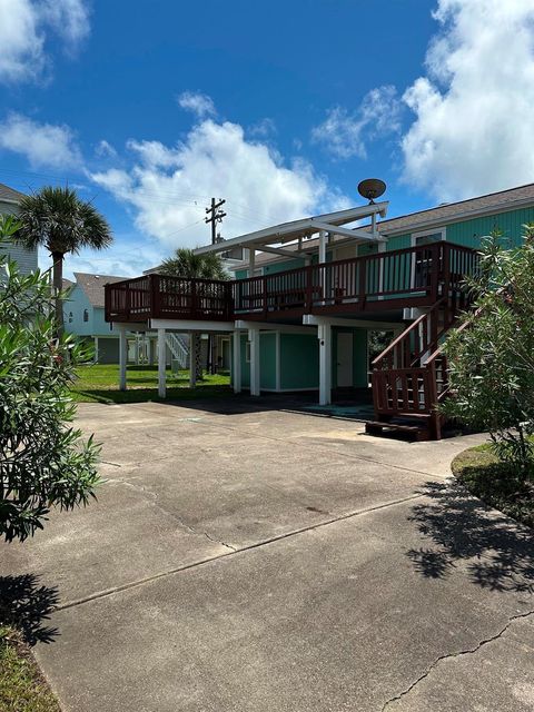 13723 San Domingo Dr — Pirates Beach 2