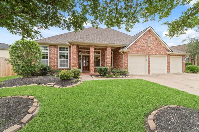 18610 Cascade Timbers Ln — Villages of Northpointe