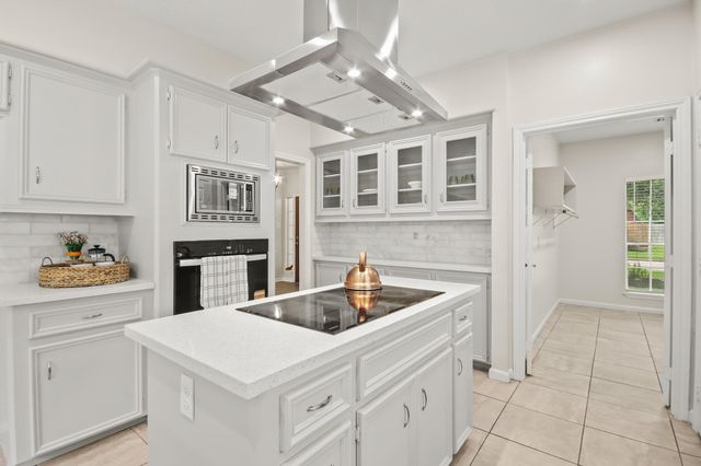 12711 Bonnywood Ln — Enchanted Valley