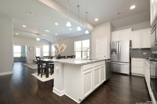 5013 Arrow Ridge — Parklands