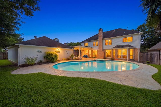 24819 Fernglen Dr — Pin Oak Village