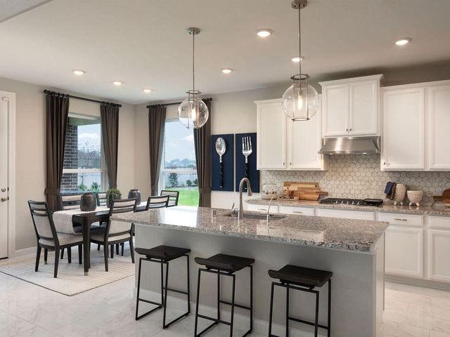 6112 Golden Plover Ln — Massey Oaks