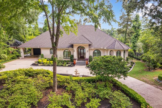 30 Halfmoon Ct — The Woodlands