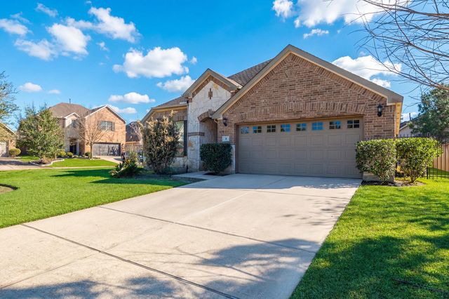 3 Pinestead Court — The Woodlands Creekside