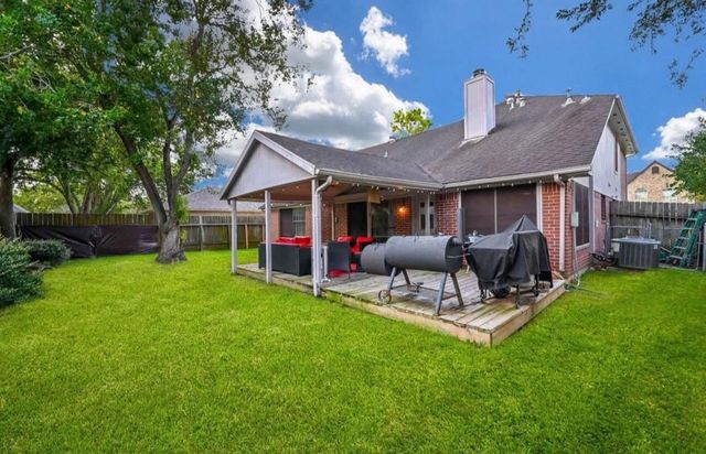 1013 Chesterwood Dr — Sunset Meadows-Nasawood