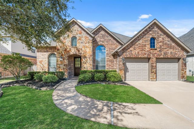 3311 Sunset Field Ln — Sienna Village Of Waters Lake Sec 27