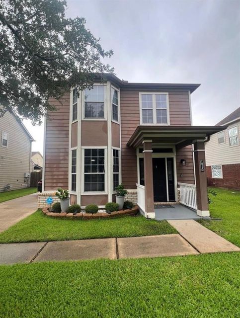 18710 SANDELFORD DR — Brenwood Park