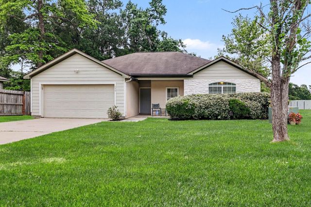 135 Kellyn Oaks Dr — Kellyn Oaks