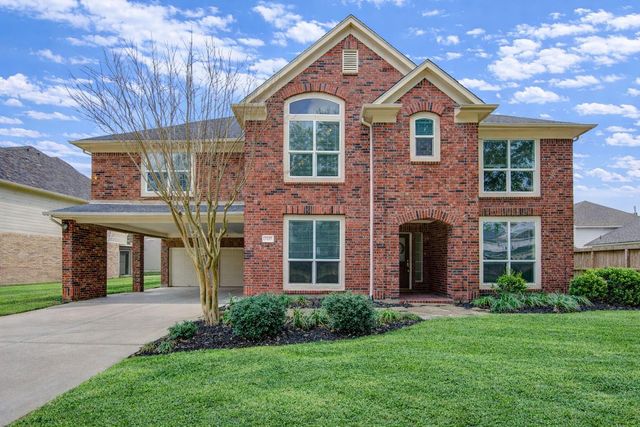 2327 Centerbrook Ln — Kelliwood Enclave