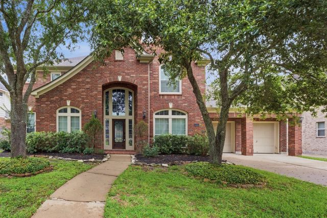 2210 Dali Ln — Sienna Village Of Waters Lake Sec 17