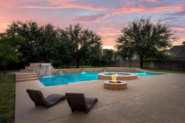 19223 Senterra Lakes Blvd — Villages/Senterra Lakes