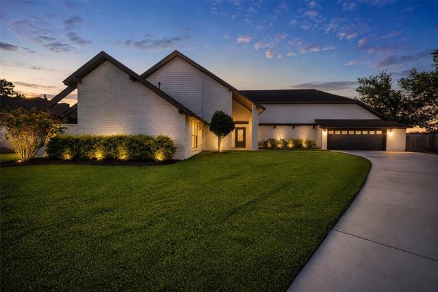 3122 Audubon Ct — Sugar Creek Sec 10