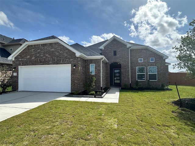 1052 Apple Ridge Rd — Grand Magnolia