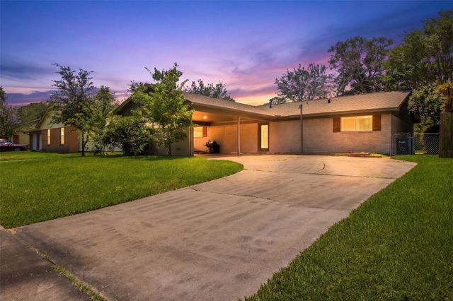 10406 Winding Trail Rd — Fairmont Park Sec 02