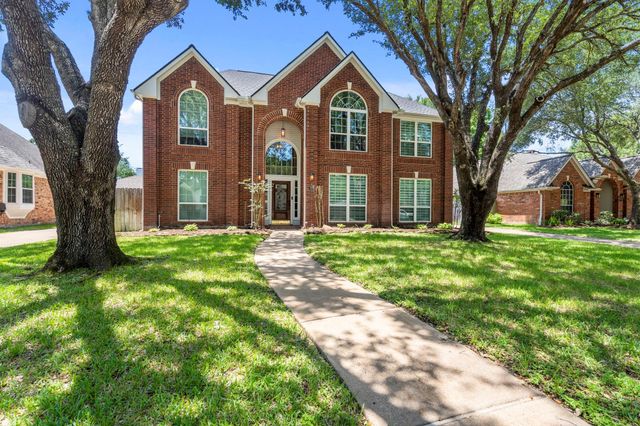 3210 Beachwater Dr — CINCO RANCH SOUTH LAKE VILLAGE