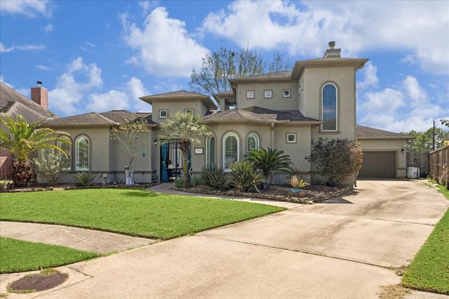 5920 Ruby Dr — Sawyers Pond