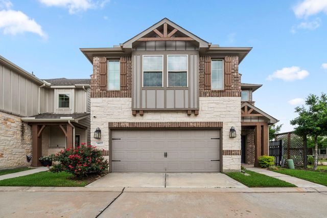 4022 Delta Rose St — Oak Forest Manor