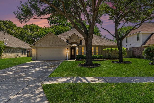 23934 Dorrington Estates Ln — Imperial Oaks Estates