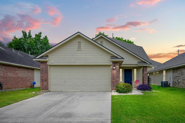 19427 Ambrosia Falls Dr — Three Lakes East Sec 03