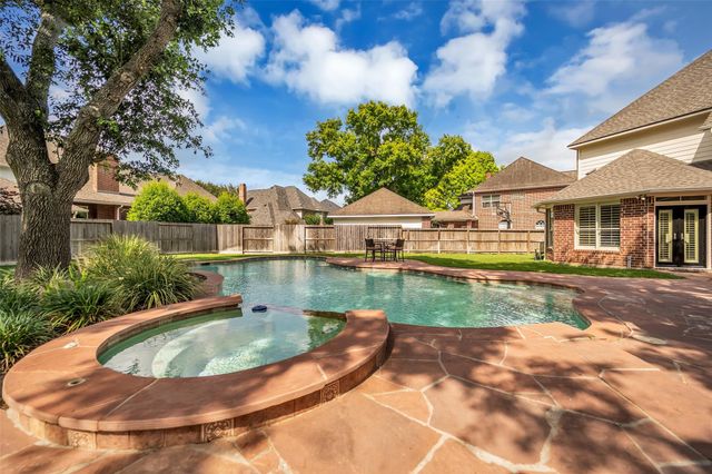 3306 Seminole Ct — Alcorn Bend Sec 2