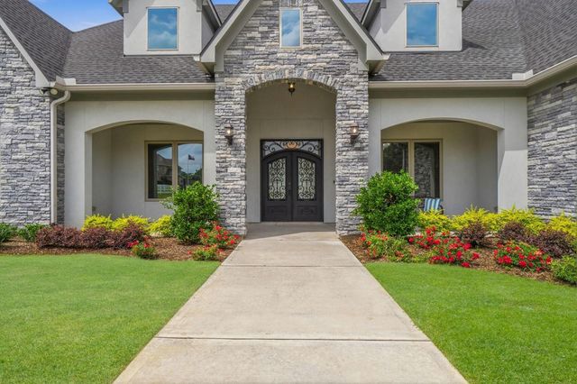 32302 Tall Oaks Way — Thousand Oaks
