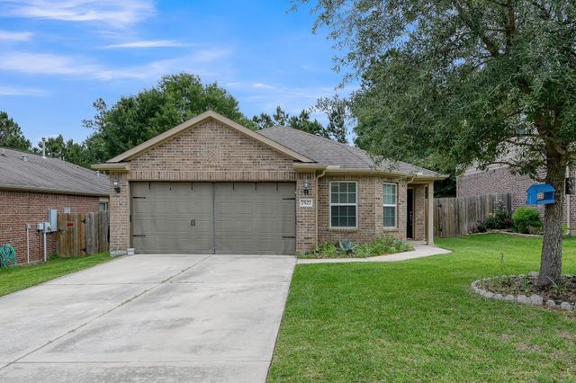 7527 Fettle Ln — Chase Run