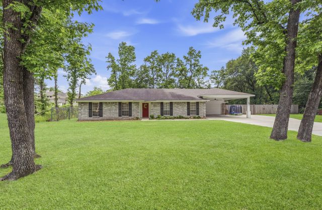 21809 Tophill Dr — Northwood Park