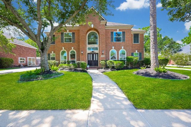 4306 Island Hills Dr — Brookwood