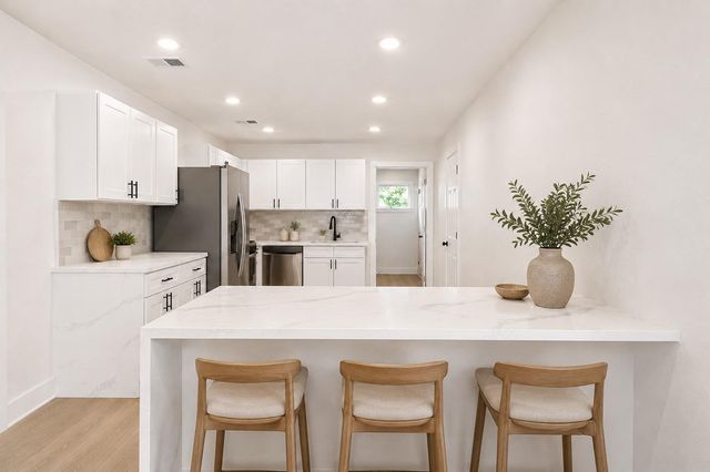 2310 Raymond St — Red Bluff Terrace Sec 01