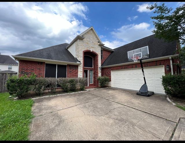 13015 Sandflower Ln — Orchard Lake Estates Sec 1