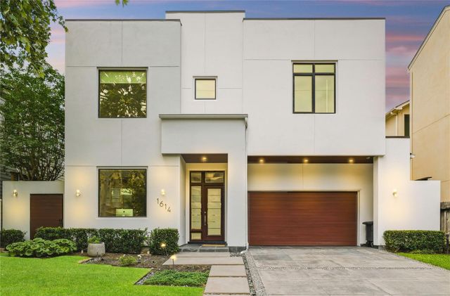 1614 Driscoll St — Hyde Park Main