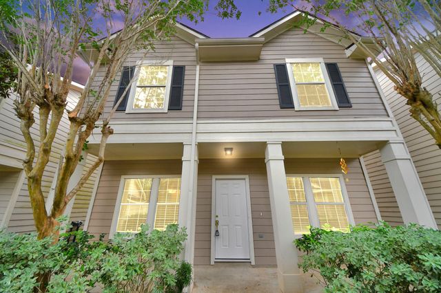 5814 Sonoma Rdg — Sienna Village Of Anderson Spgs Sec 5-A