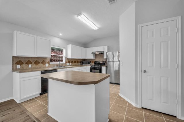 5734 Baldwin Elm St — Waterview Estates Sec 1